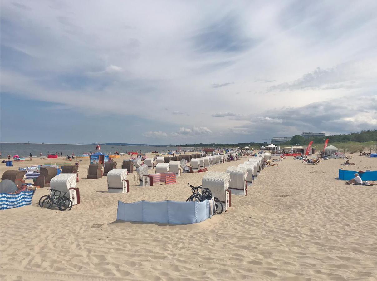 Baltic Waterfront Yacht House Hotell Świnoujście Exteriör bild