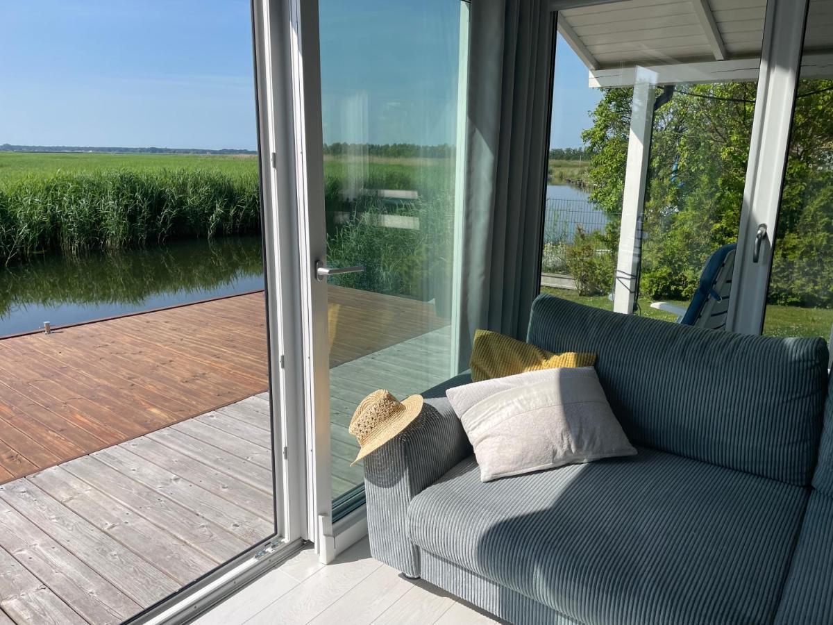 Baltic Waterfront Yacht House Hotell Świnoujście Exteriör bild